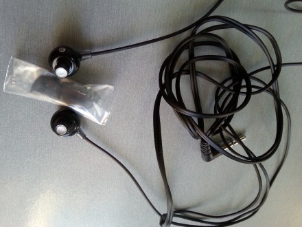 Навушники Sony MDR-EX15LP робочі ,штекер не пошкоджений, захисні мембрани чисті,. . фото 3