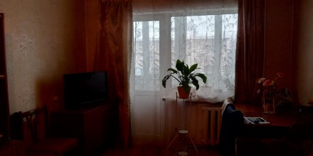 Продам 1-ком квартиру на Кирова,на среднем этаже, не угловая, тёплая, балкон зас. Кіровський. фото 4