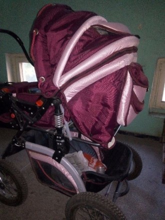Очень удобная коляска для покупок и прогулок с малышом.Имеется пенал для перенос. . фото 4
