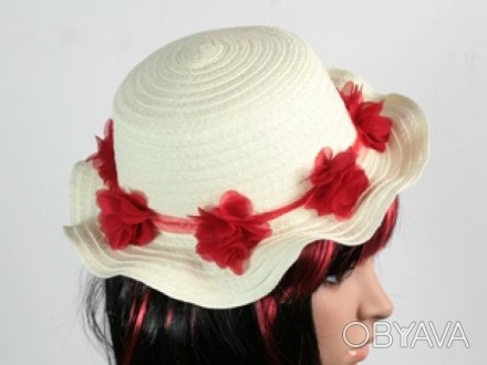 Соломенная шляпа детская Флюе 26 см., бело-красная (113136)
Женские соломенные ш. . фото 1