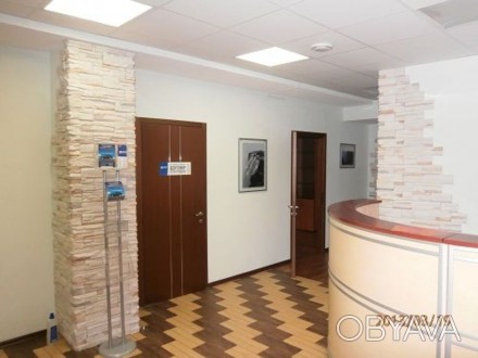 Сдається кабінет в офісному приміщенні по вул. Ахматовой 14а, 27 кв. м, 2 поверх. Позняки. фото 1