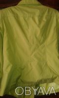 Продам очень яркий и красивый пиджак (курточка), воротник стойка (можно носить и. . фото 5