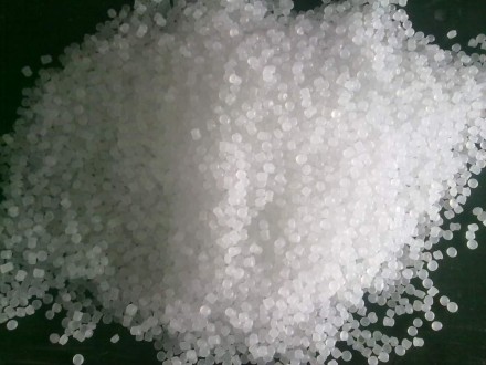 Полиэтилен - это термопластичный полимер прозрачный и с высокой химической стойк. . фото 6