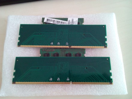 Продам два модуля памяти Samsung M471B2873FHS-CH9 1GB 1Rx8 PC3-10600S-09-10-ZZZ . . фото 5