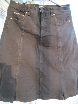 модная, стрейчево - котоновая юбка с карманами спереди и сзади. . фото 2