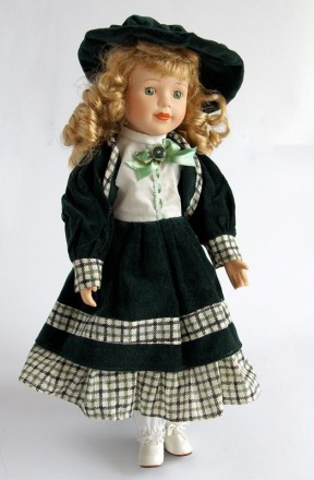 Коллекционная антикварная кукла Eliza, 40 cм, фарфор, Германия


Голова, руки. . фото 2