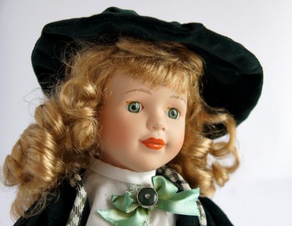 Коллекционная антикварная кукла Eliza, 40 cм, фарфор, Германия


Голова, руки. . фото 3