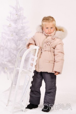 Плотная ветрозащитная ткань.
Зимняя куртка для девочек 3 — 6 лет с натуральной п. . фото 1