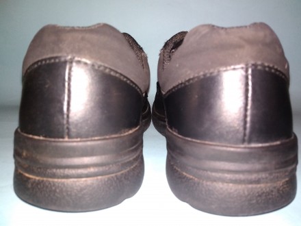 Демисезонные туфли из натуральной кожи от Clarks.
Размер EUR 29.5 UK 11.5 US 12. . фото 8