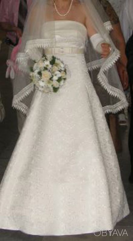 Продам свадебное платье на корсетной основе р. 44-46. Фасон ампир, цвет слоновой. . фото 1