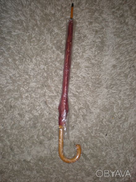 Большой зонт-трость с деревян. ручкой бордового цвета,8 спиц с деревян.наконечни. . фото 1