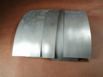Вольфрамовая фольга представляет собой тонкий лист толщиной 0,1 мм повышенной жа. . фото 2