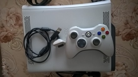 Xbox 360 белый 60 GB Не Прошит 
Цена 3000 торг в пределах разумного возможен.
. . фото 3