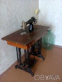 Машинка швейная "Подольск", ножная (около 50 лет назад произведена)
Цена -1000 . . фото 6