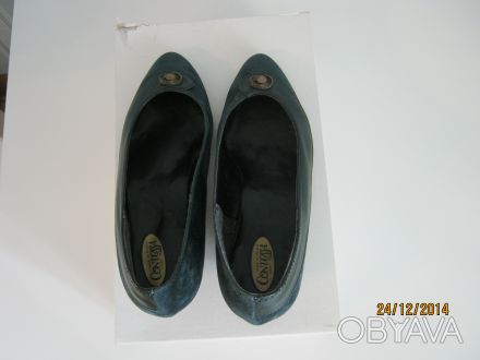 новые элегантные удобные зеленые замшевые женские туфли с кожанной отделкой из п. . фото 1