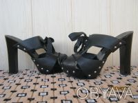 продаю стильные кожанные босоножки Luciano Carvari 37 размера,  каблук 12,5 см, . . фото 5