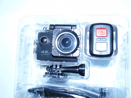 Экшен камера V60S RF 4K, WiFi, вес 60 гр, 2 дюйма ЖК-дисплей , 320 х 240 пикселе. . фото 3