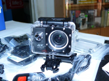 Экшен камера V60S RF 4K, WiFi, вес 60 гр, 2 дюйма ЖК-дисплей , 320 х 240 пикселе. . фото 6