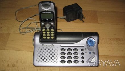 Радиотелефон Panasonic KX-TCD715RU. Состояние рабочее, б/у, база полностью рабоч. . фото 1