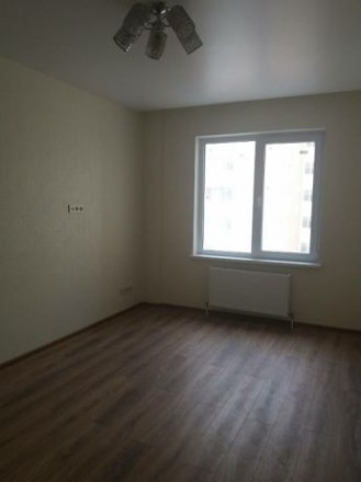 Продам 1 комнатную квартиру на Таирова в ЖК Радужный

Квартира расположена  на. Таирова. фото 7