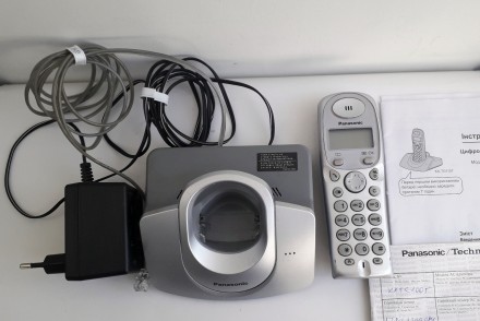 Радиотелефон (база с трубкой+трубка) Panasonic KX-TG1107. В рабочем состоянии и . . фото 4