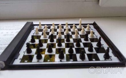 Мини шахматы на магнитной доске, размер 12x14см. Легкие и компактные. Отправлю п. . фото 1