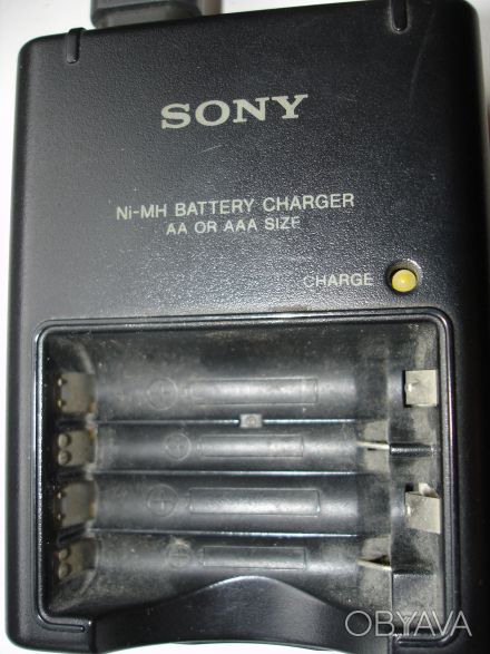 Продаю зарядное устройство SONY для Ni-Mh аккумуляторов.
Рабочее, почти не испо. . фото 1