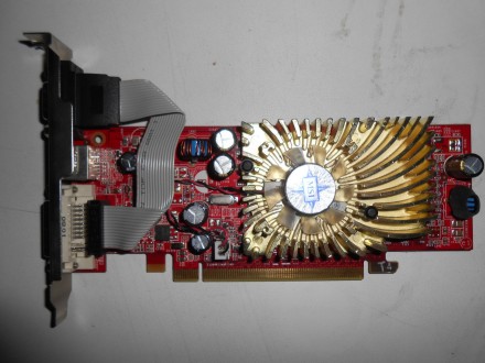 PCI-E MSI GeForce 7500 LE 256Mb 64Bit DDR2 - в идеале!!!
Рабочая, проверена.
В к. . фото 2