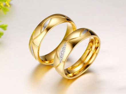 Материал ювелирный сплав Цена указана за одно кольцо
Покрытие золото 18 К
Вставк. . фото 2