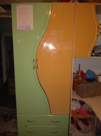 Мебель для детской комнаты в хорошем состоянии мебель состоит из:шкаф вещевой,по. . фото 6
