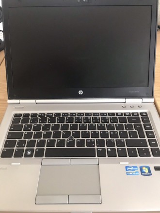 HP EliteBook

8460p

14,0 "ноутбук

Процесор Intel (R) Core (TM) i5-2520M . . фото 6