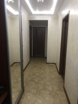 Сдам 3-х комн . стильную квартиру возле ОБЛ ГАИ. Три раздельные комнаты 7 этаж... Киевский. фото 2