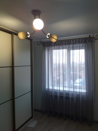 3 кімнатна простора квартира з сучасним ремонтом,вул.Проспект Миру покращене  пл. . фото 11