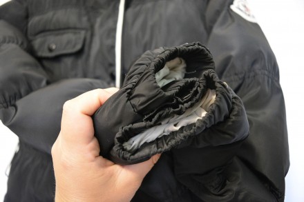 Курточка теплая зимняя Moncler размер L на синтепоне с капюшоном. Курточка была . . фото 8