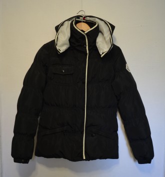 Курточка теплая зимняя Moncler размер L на синтепоне с капюшоном. Курточка была . . фото 4