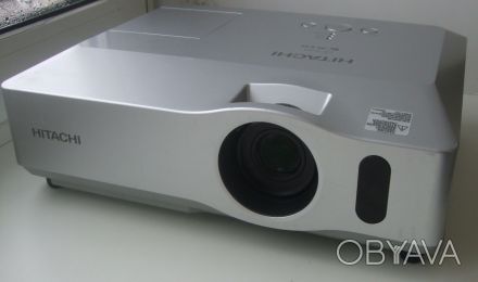 Трехматричный проектор японской компании Hitachi cp-x201
На счетчике - около 80. . фото 1