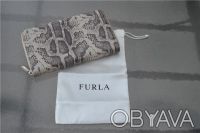 Furla Natural Snake Leather Zip Around Continental Clutch Wallet
retail :$248
. . фото 10
