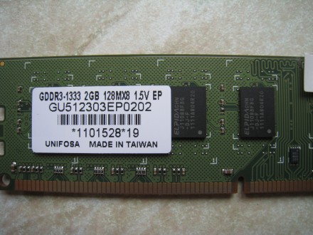 GU512303EP0202 2х сторонняя, хорошо совместима с старыми чипсетами
Unifosa 2GB . . фото 3