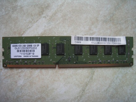 GU512303EP0202 2х сторонняя, хорошо совместима с старыми чипсетами
Unifosa 2GB . . фото 2