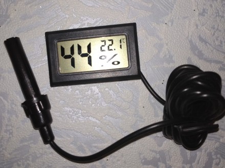 Мини гигрометр - термометр с выносным датчиком служит для измерения влажности и . . фото 2