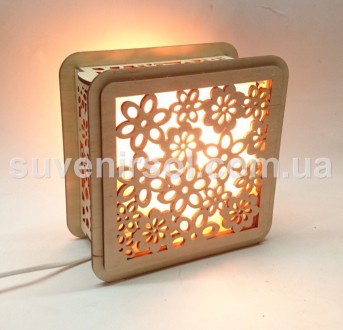 Данный светильник представляет собой деревянную форму, заполненную кристаллами с. . фото 8