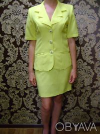 Продам женский костюм (педжак,юбка),р.46-48, цвет лимоновый,педжак с коротким ру. . фото 3