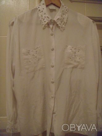 Продам белую блузку 48 размера. Рукава, воротник и карманы отделаны ришелье. Воз. . фото 1