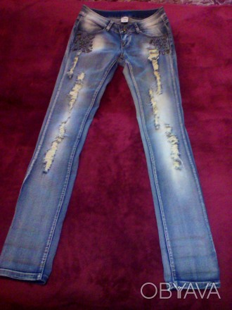 Продам хорошие новые джинсы.  Перешлю новой или укрпочтой за счёт получателя. Оп. . фото 1