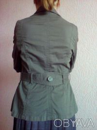 Продам стильный в очень хорошем состоянии пиджак.
Цвет: Хаки
Состав: 98% котто. . фото 3