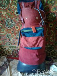 Туристический рюкзак бу хорошее состояние красного цвета с синими вставками  выс. . фото 5