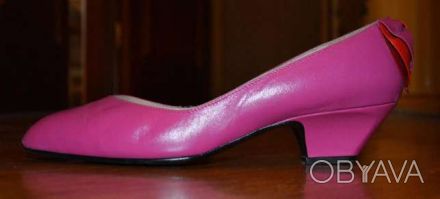 Стильные женские туфли производства Италии. . фото 1