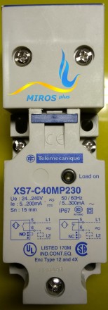 Датчик индуктивный Telemecanique XS7-C40MP230, питание 24-240VAC/DC, зона срабат. . фото 3