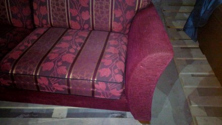 Мягкая часть, итальянский классический 3-х местный диван по доступной цене.
Карк. . фото 3