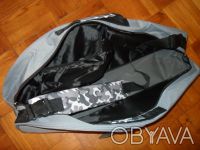 Новая сумочка ( куплена в Нидерландах ) для ракеток ( теннисных , бадминтонных ). . фото 3